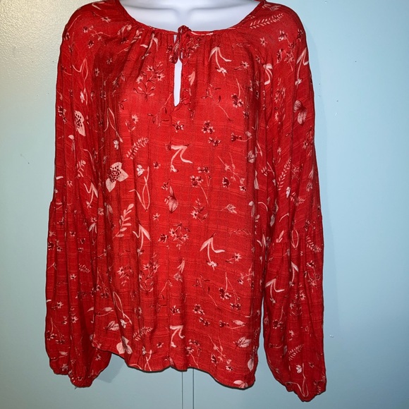 Universal Thread Blouse Size XXL Thin Long Sleeve Red White Design - Picture 1 of 10